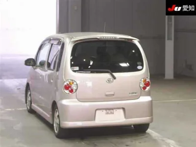 DAIHATSU MOVE LATTE