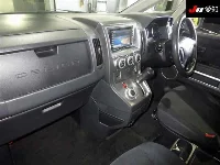 Цена авто Mitsubishi  с аукционов Японии, номер кузова CV5W, пробег 214 000, оценка 6