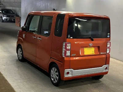 DAIHATSU WAKE