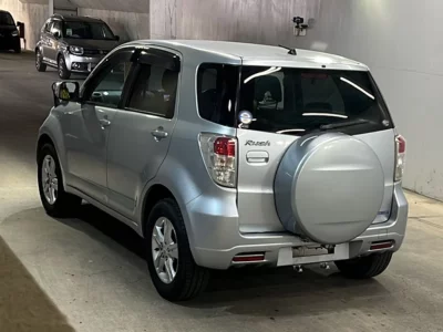 TOYOTA RUSH