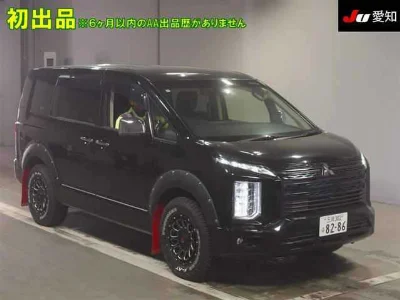 MITSUBISHI DELICA D5