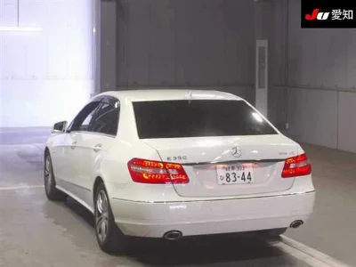 MERCEDES BENZ E CLASS