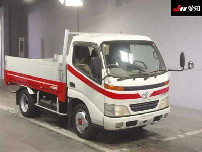 TOYOTA DYNA