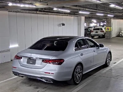 MERCEDES BENZ E CLASS