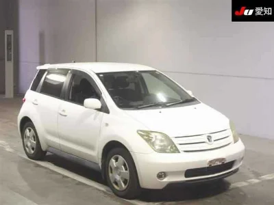 TOYOTA IST