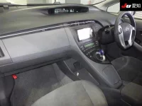 Цена авто Toyota Prius с аукционов Японии, номер кузова ZVW30, пробег 198 000, оценка 6