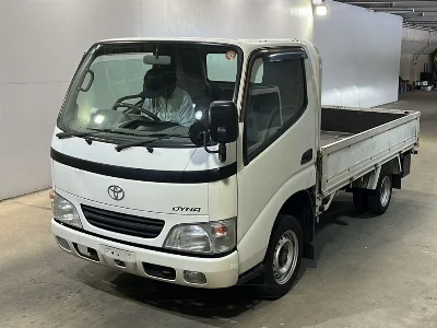 TOYOTA DYNA