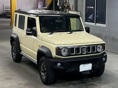 SUZUKI JIMNY NOMADE