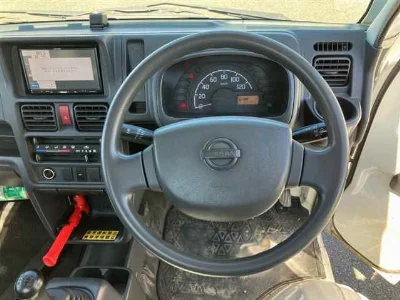 NISSAN CLIPPER TRUCK