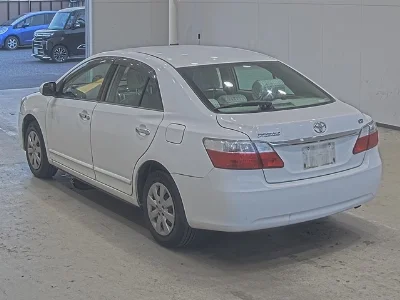 TOYOTA PREMIO