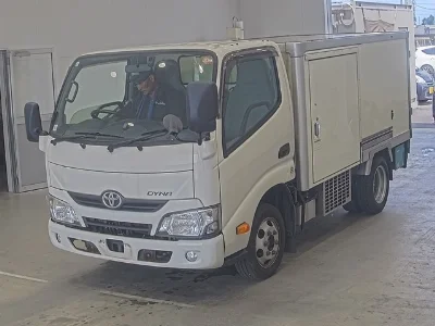 TOYOTA DYNA