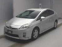 Цена авто Toyota Prius с аукционов Японии, номер кузова ZVW30, пробег 228 000, оценка 6
