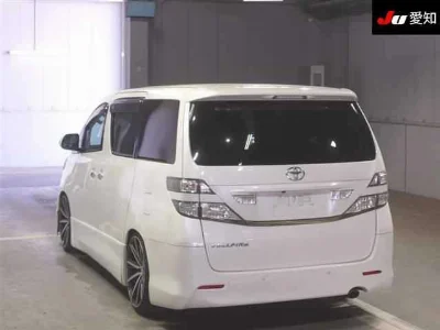 TOYOTA VELLFIRE
