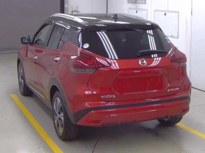 NISSAN KICKS