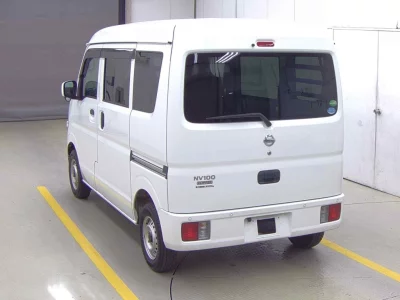 NISSAN CLIPPER VAN