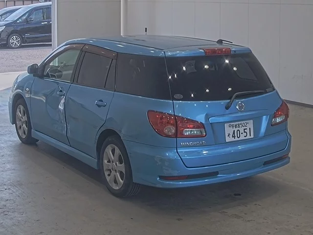 Nissan Wingroad  с аукциона в Японии