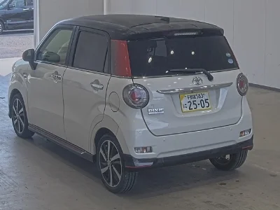 TOYOTA PIXIS JOY