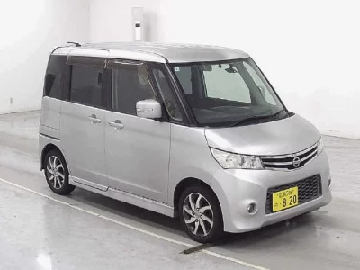 NISSAN ROOX