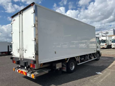 ISUZU FORWARD