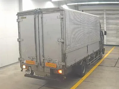 MITSUBISHI FUSO FIGHTER