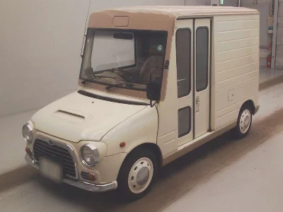 DAIHATSU MIRA
