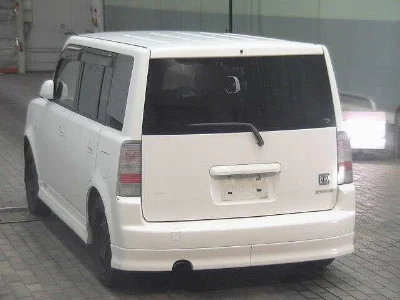 TOYOTA BB