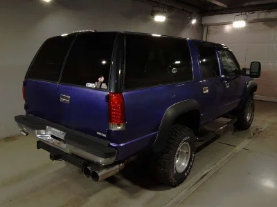CHEVROLET SUBURBAN