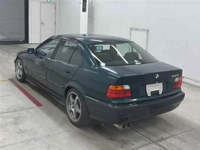 BMW 3 SERIES