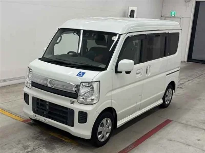Nissan NV100 Clipper Rio