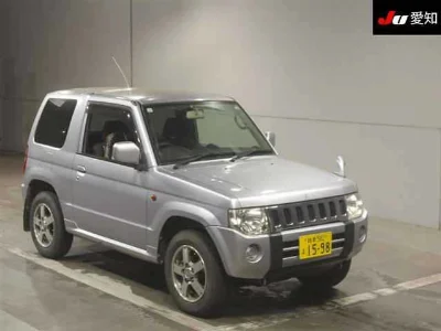 MITSUBISHI PAJERO MINI