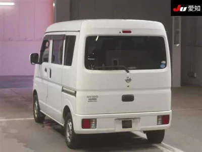 NISSAN CLIPPER VAN