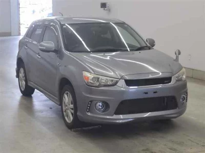 MITSUBISHI RVR