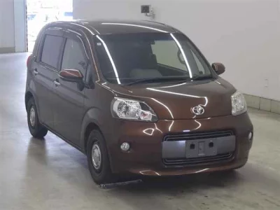 TOYOTA PORTE