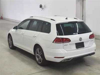 VOLKSWAGEN GOLF VARIANT