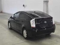 Цена авто Toyota Prius с аукционов Японии, номер кузова ZVW30, пробег 195 000, оценка 6