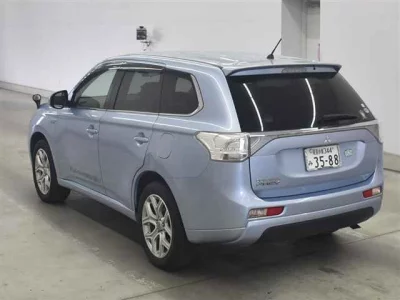 MITSUBISHI OUTLANDER PHEV