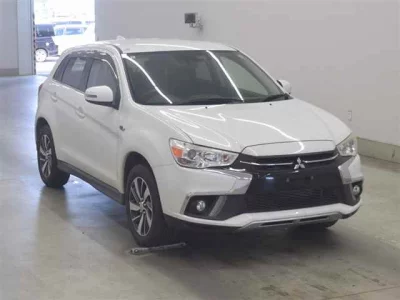 MITSUBISHI RVR
