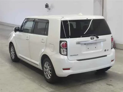 Toyota Corolla Rumion