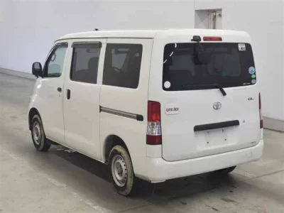 TOYOTA LITE ACE VAN