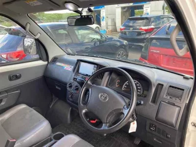 TOYOTA LITE ACE VAN