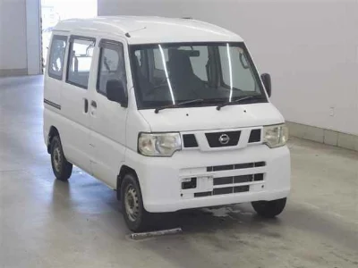 NISSAN CLIPPER VAN