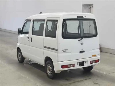 NISSAN CLIPPER VAN