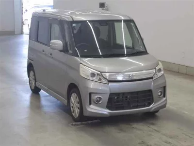 Suzuki Spacia Custom