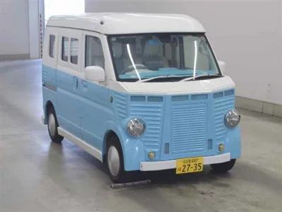 NISSAN CLIPPER VAN