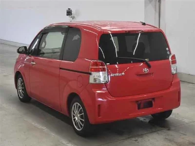 TOYOTA SPADE