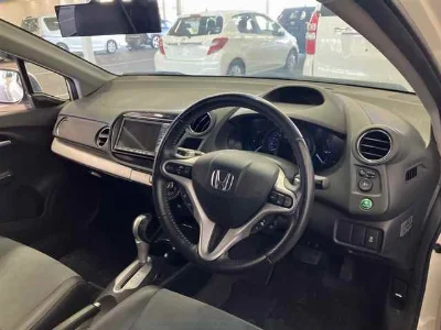 HONDA INSIGHT EXCLUSIVE