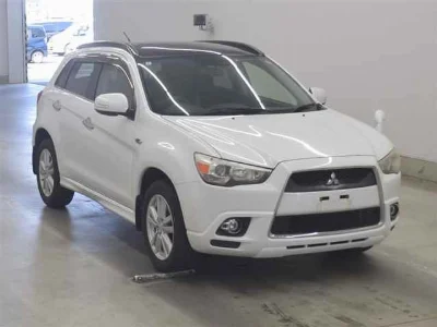 MITSUBISHI RVR