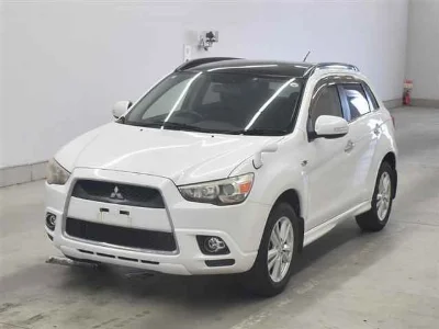 MITSUBISHI RVR