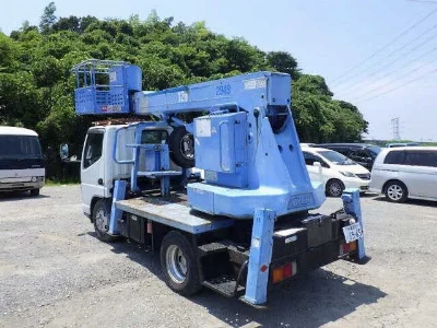 MITSUBISHI CANTER