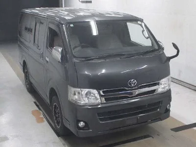 TOYOTA REGIUS VAN